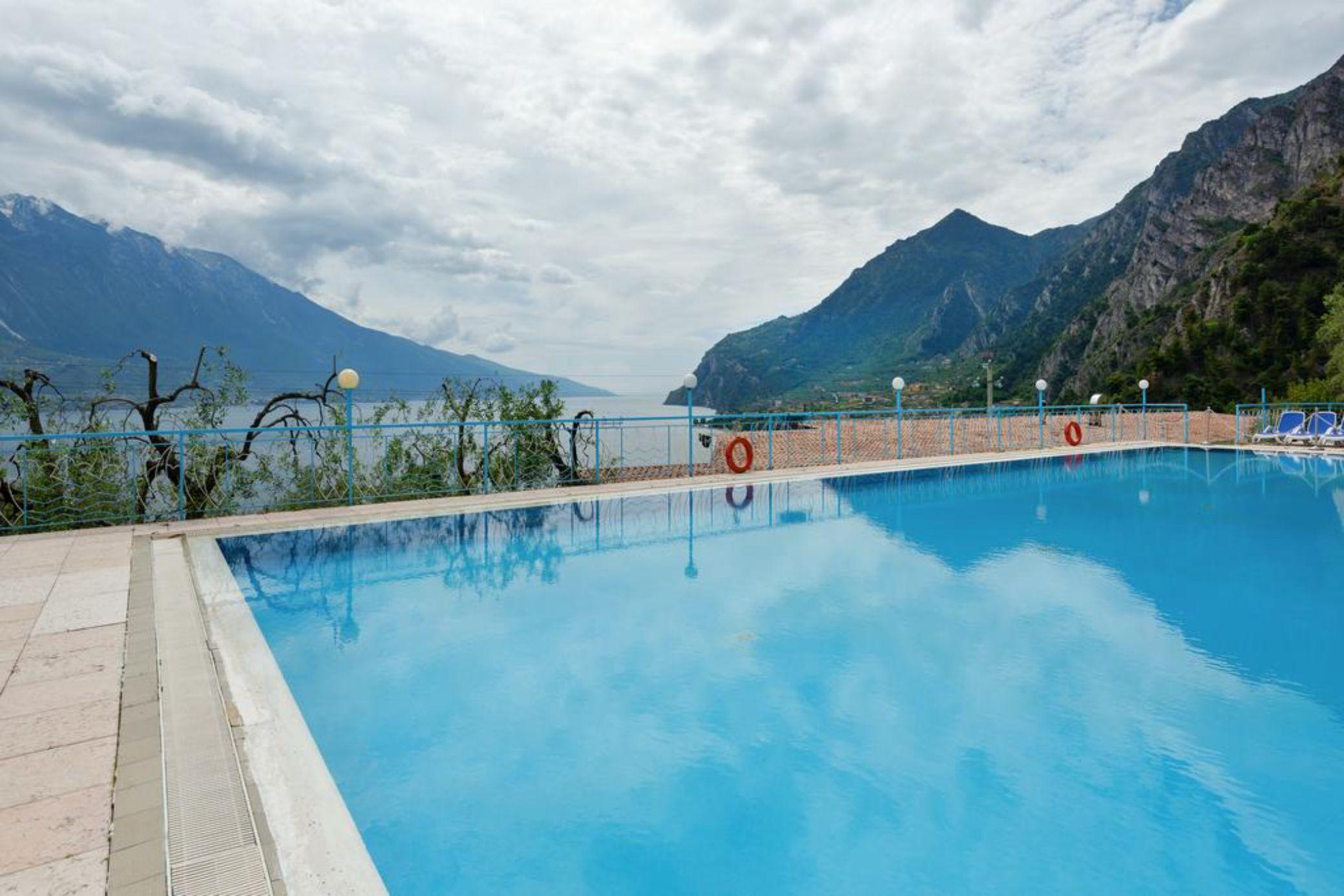 Centro Vacanze La Limonaia Limone sul Garda Exteriör bild
